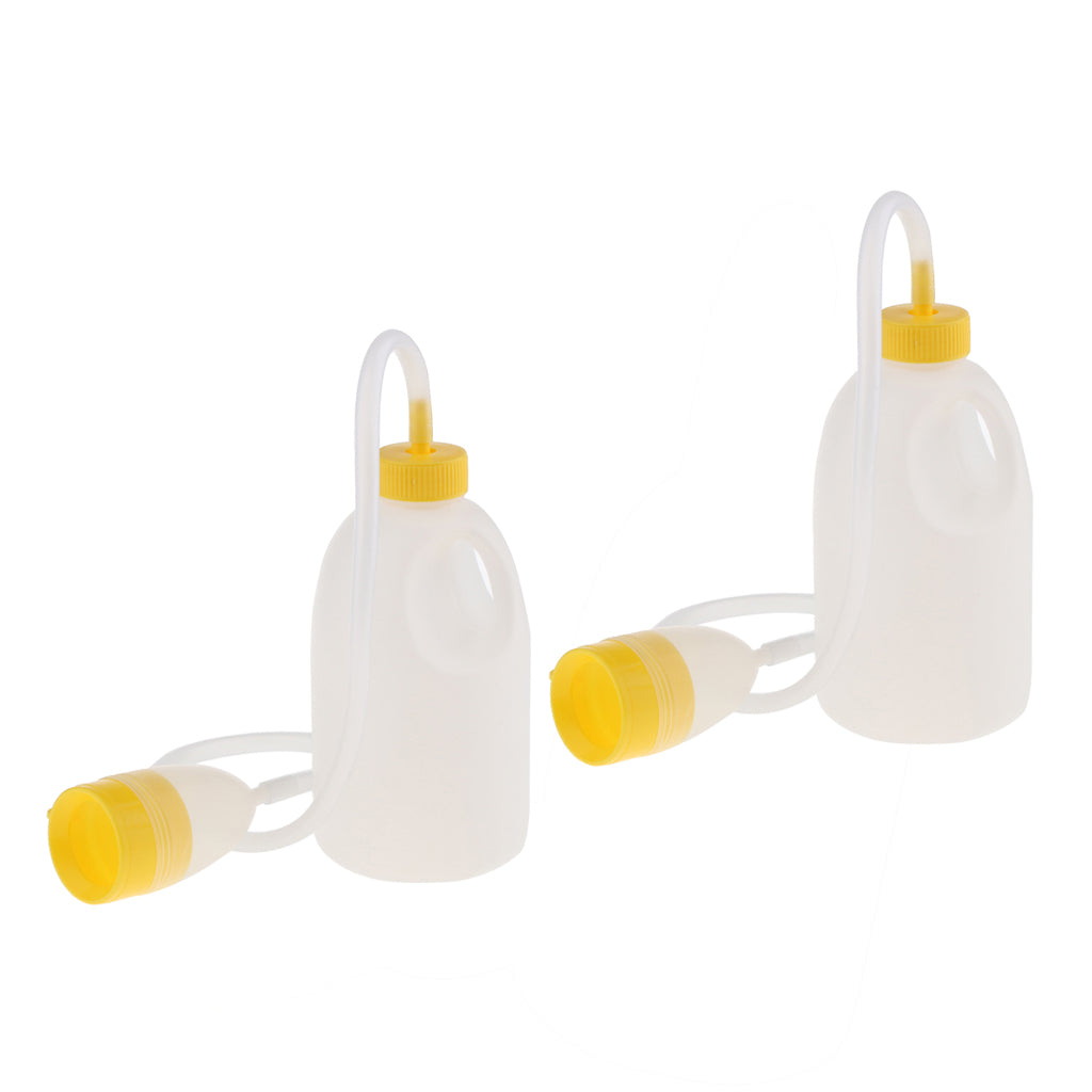2 Pieces 1700ml Reusable Male Bed Pee Urinal Bottle Night Drainage Container