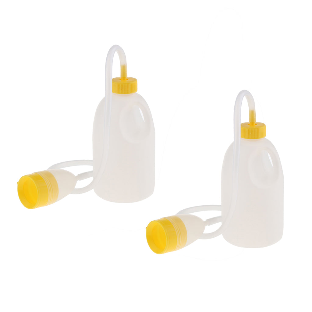2 Pieces 1700ml Reusable Male Bed Pee Urinal Bottle Night Drainage Container