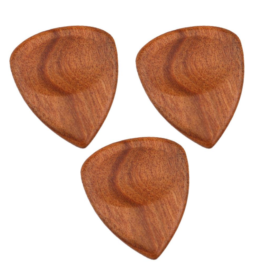 3pcs Wood Acoustic Guitar Pick Plectrum Hearted Shape Picks for Bass Parts