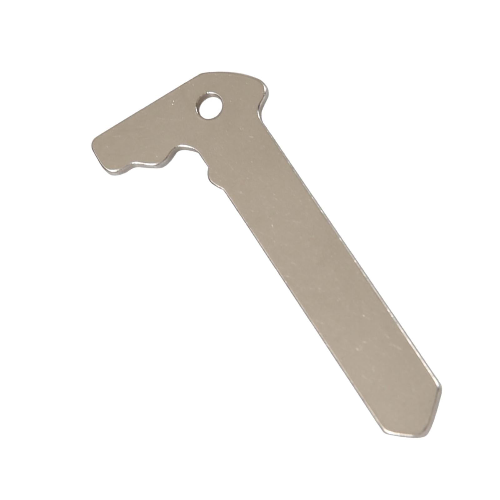 Auto Spare Key Assembly Durable Replacement Car Key for Toyota Daihatsu
