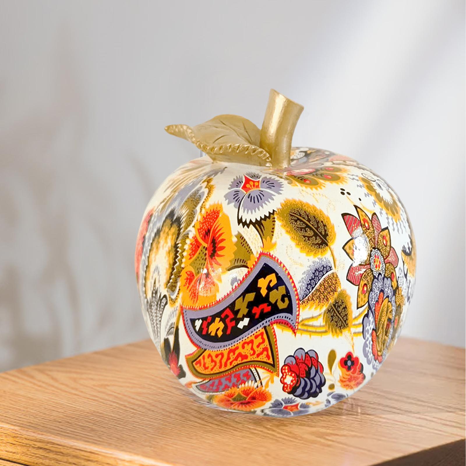Graffiti Apple Statue Nordic Apple Resin Sculpture for Kitchen Bookshelf Bar Style B