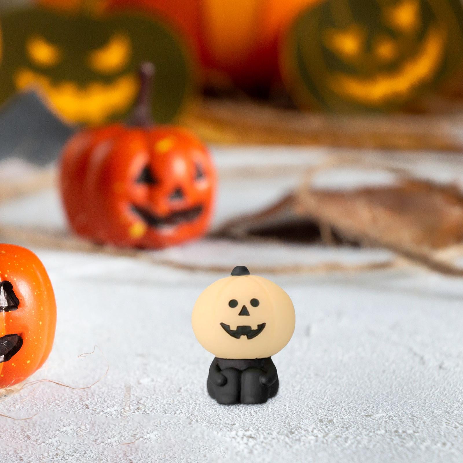 Miniature Pumpkin Figurine Halloween Decoration for Desktop Shelf Decoration White and Black