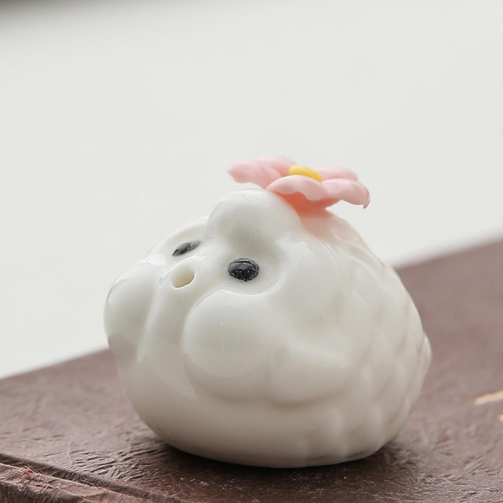 Mini Bubble Fish Statue Modern Ceramic Tea Pet for Table Living Room Tearoom White