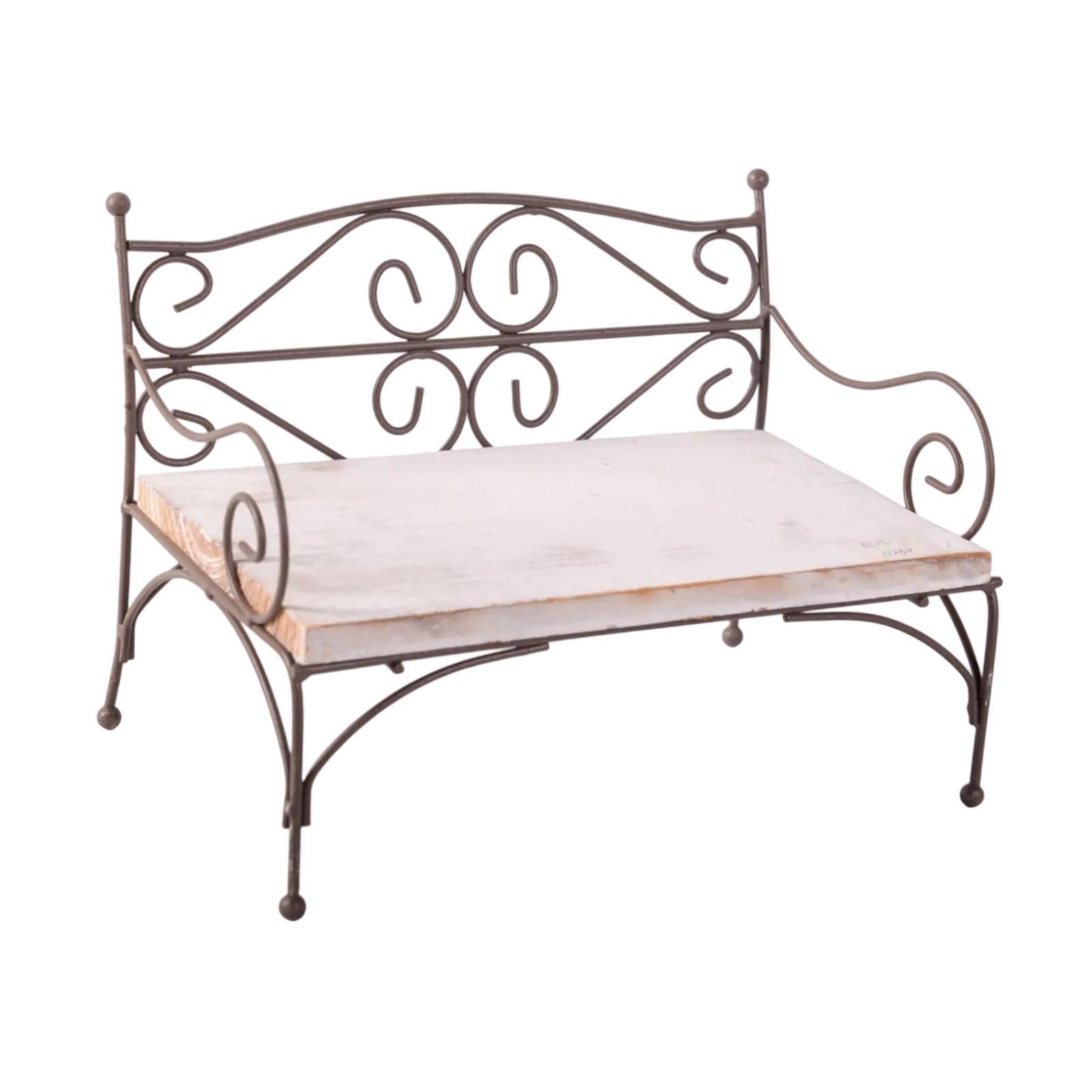 Flowerpot Stand Wire Storage Bin Hanging Wall Basket for Porch Patio Balcony 25cmx15cmx18.2cm
