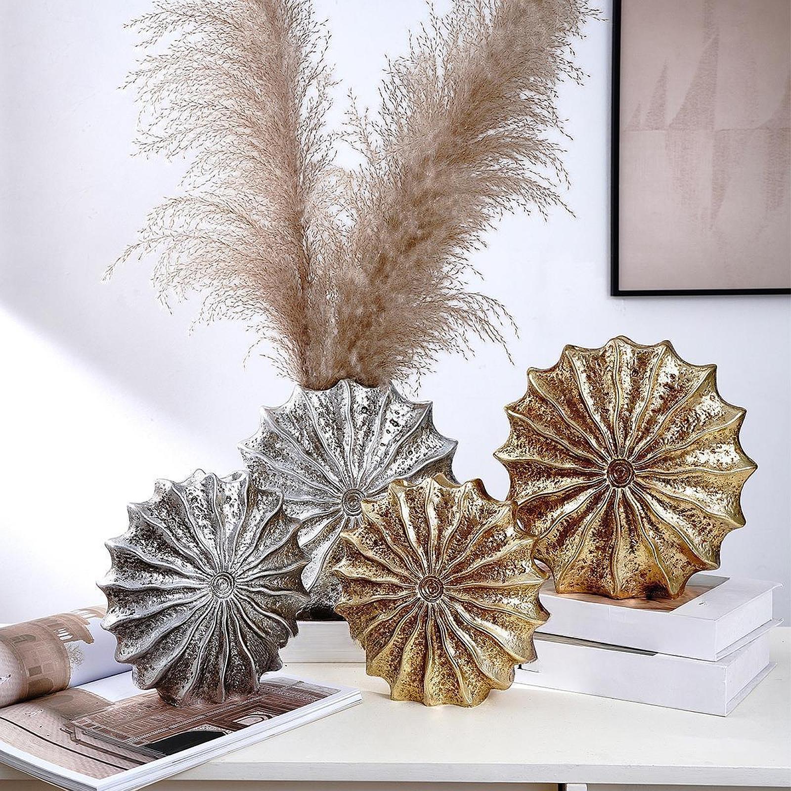 Conch Flower Vase Retro Tabletop Ornament for Dining Table Living Room Party Silver Large