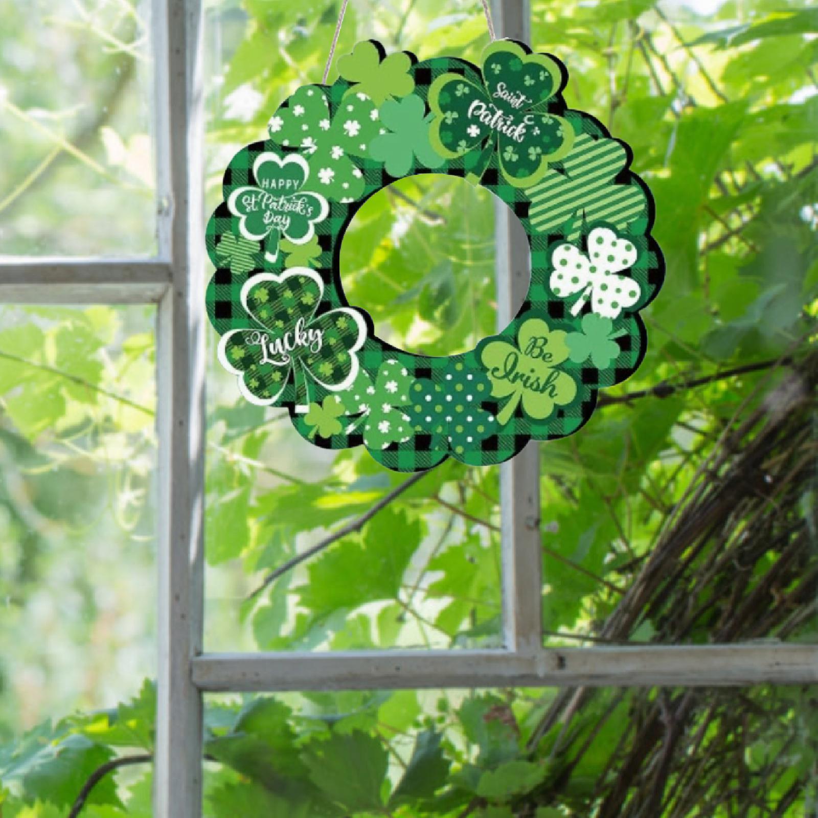 Wooden ST Patrick's Day Wreath Holiday Welcome Plaque Hanging Ornament