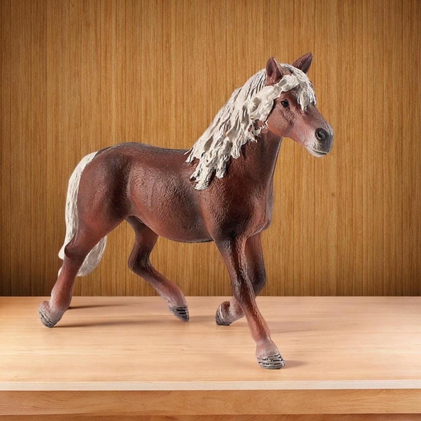 Haflinger Horse Statue Miniature Figurine Housewarming Shop Animal Sculpture