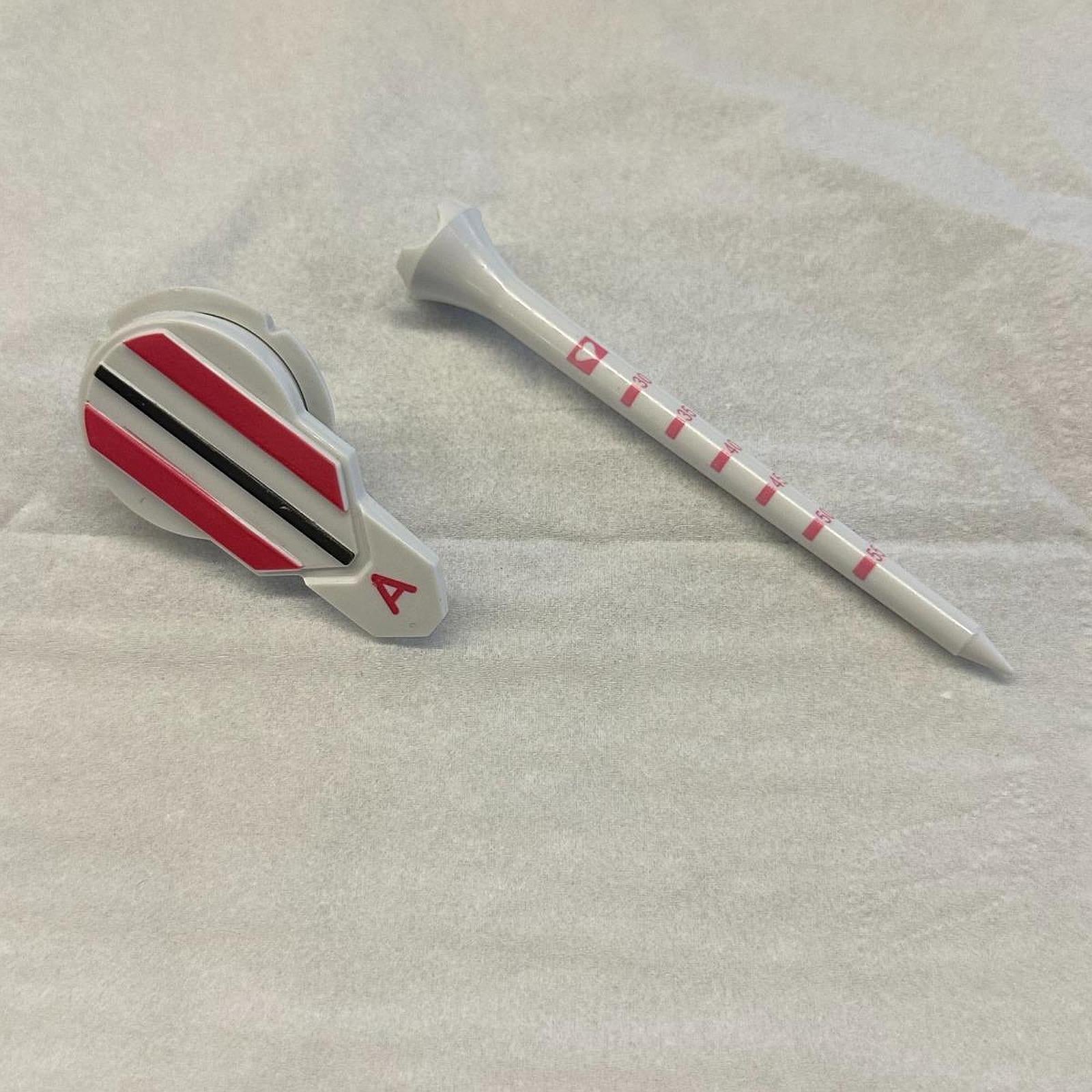 Golf Ball Marker 360 Degree Rotating for Men Women Boyfriend Husband Red