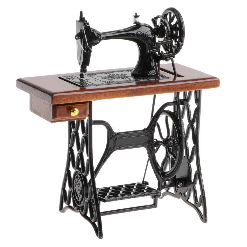 1/10th Mini Vintage Desktop Sewing Machine Mechanism Diecast Vehicle Model Playset Toy Ornament Brown