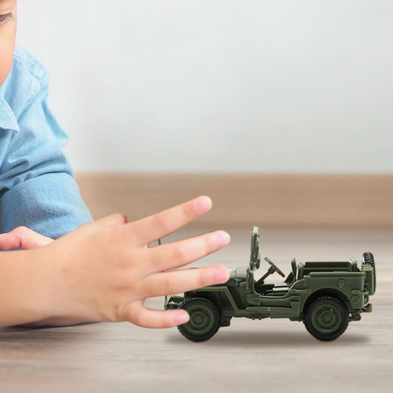 1/48 DIY Assembly Vehicle Model DIY Buidling Puzzles for Teens Friends Gifts Green