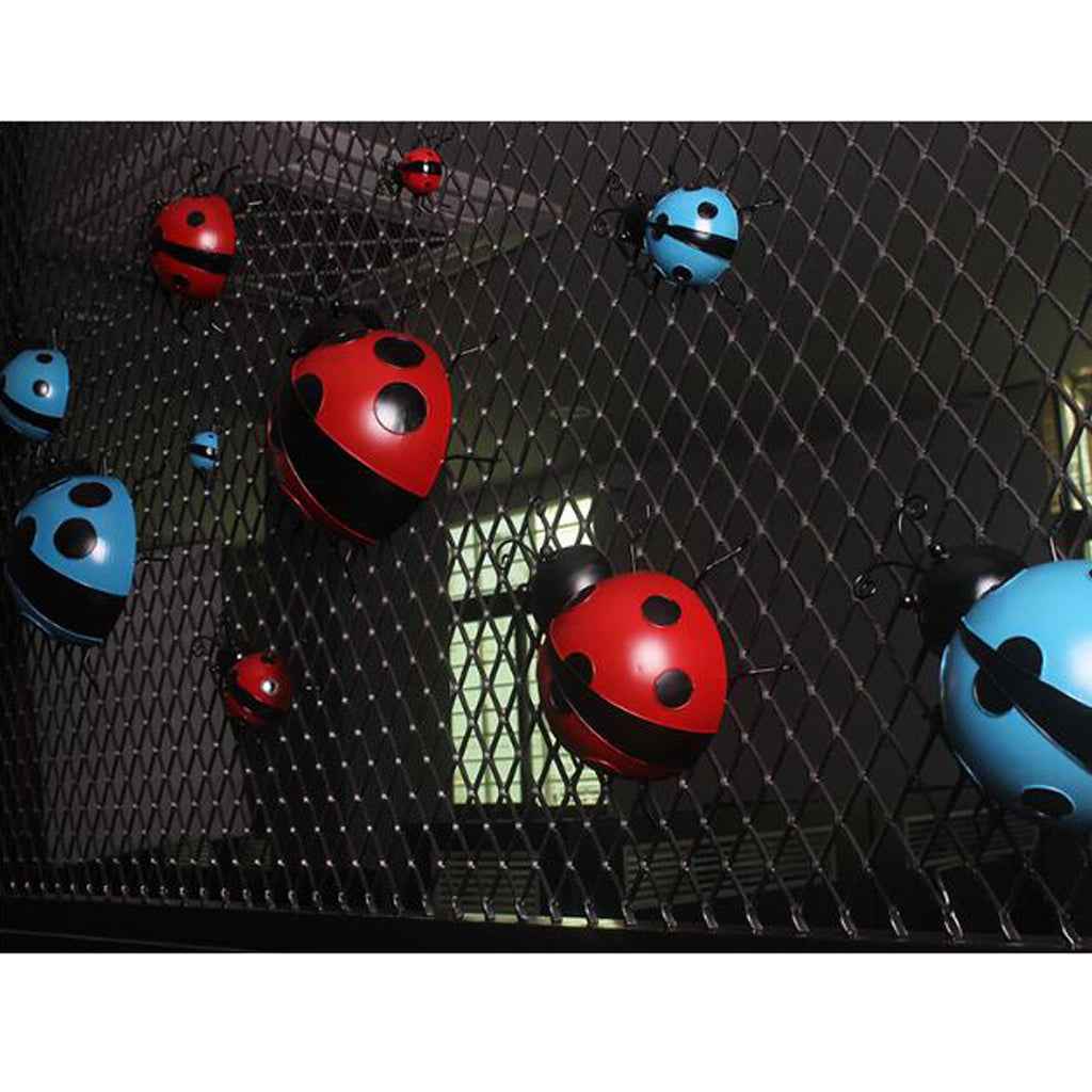 Realistic Ladybird Wall Sculpture Ladybug Figurine Lawn Decoation Photo Prop