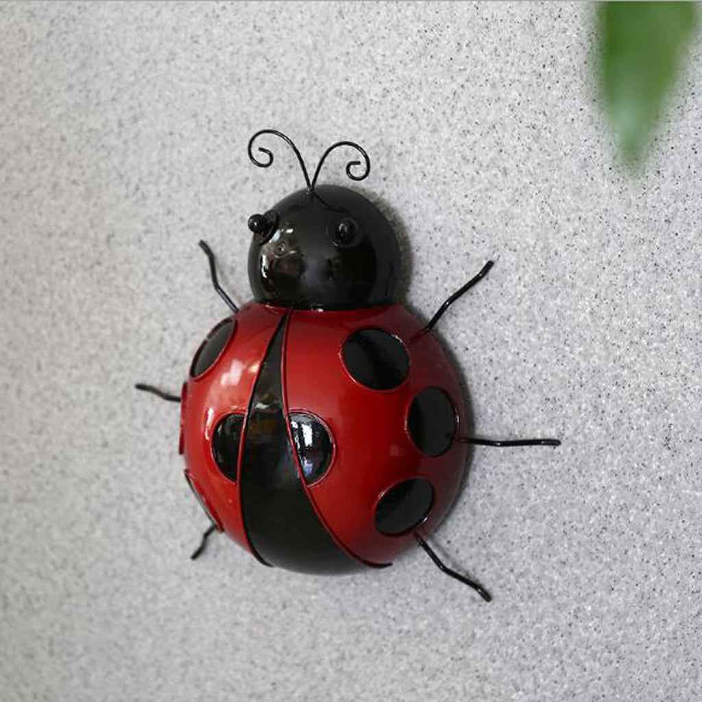 Realistic Ladybird Wall Sculpture Ladybug Figurine Lawn Decoation Photo Prop