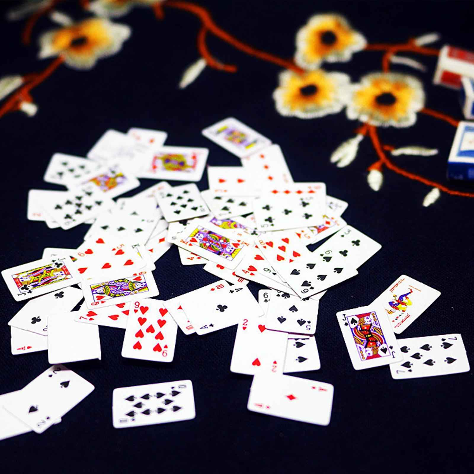 Miniature Poker 1:12 Mini Dollhouse Playing Cards Doll House Poker 1 Deck B