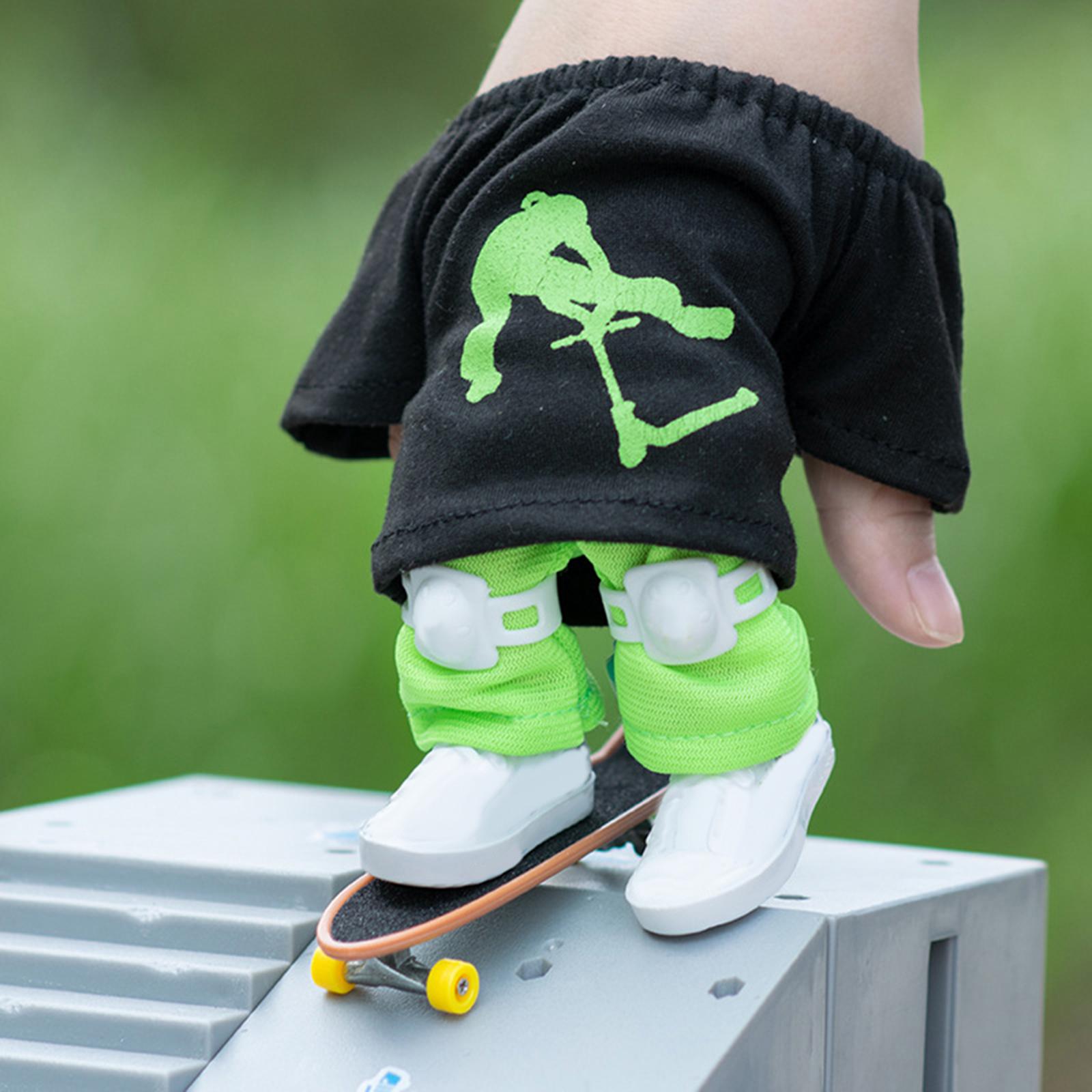 4xMini Finger Toy Set Finger Trousers and Tops Sensory Activity Skateboard