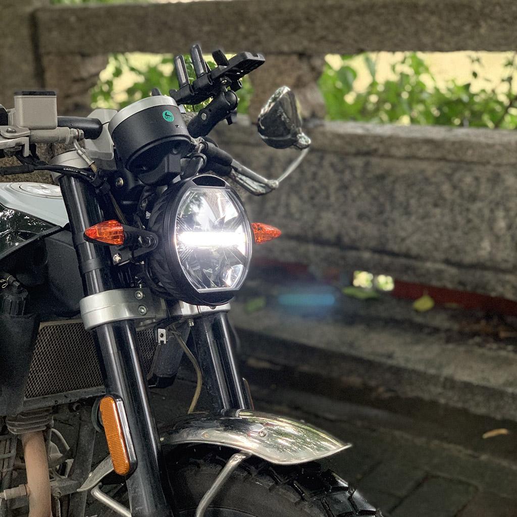 Retro Style LED Headlight Driving Light Universal for Motorbike