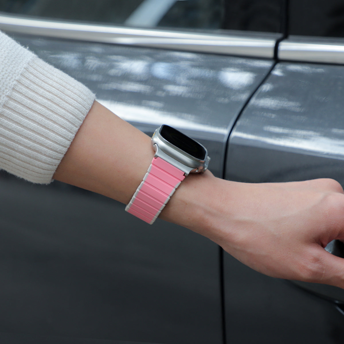 For Apple Watch Ultra 2 Ultra 49mm / 9 8 7 45mm / 6 5 4 SE (2023) SE (2022) SE 44mm / 3 2 1 42mm Magnetic Silicone Watch Band - Pink+Starlight