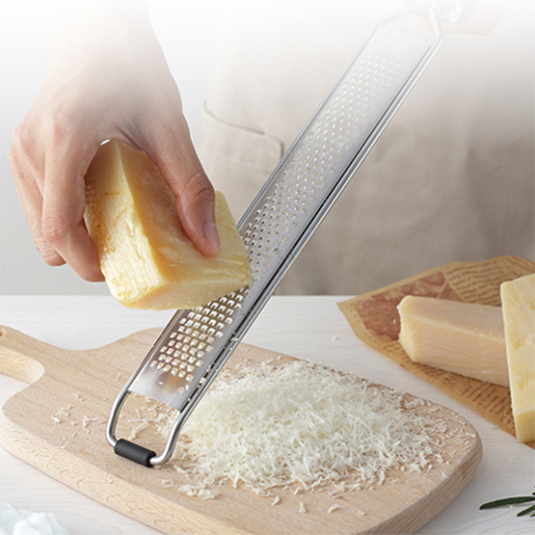 1Pcs Kitchen Cheese Lemon Zester Held Flat Grater with PP Protective Shell