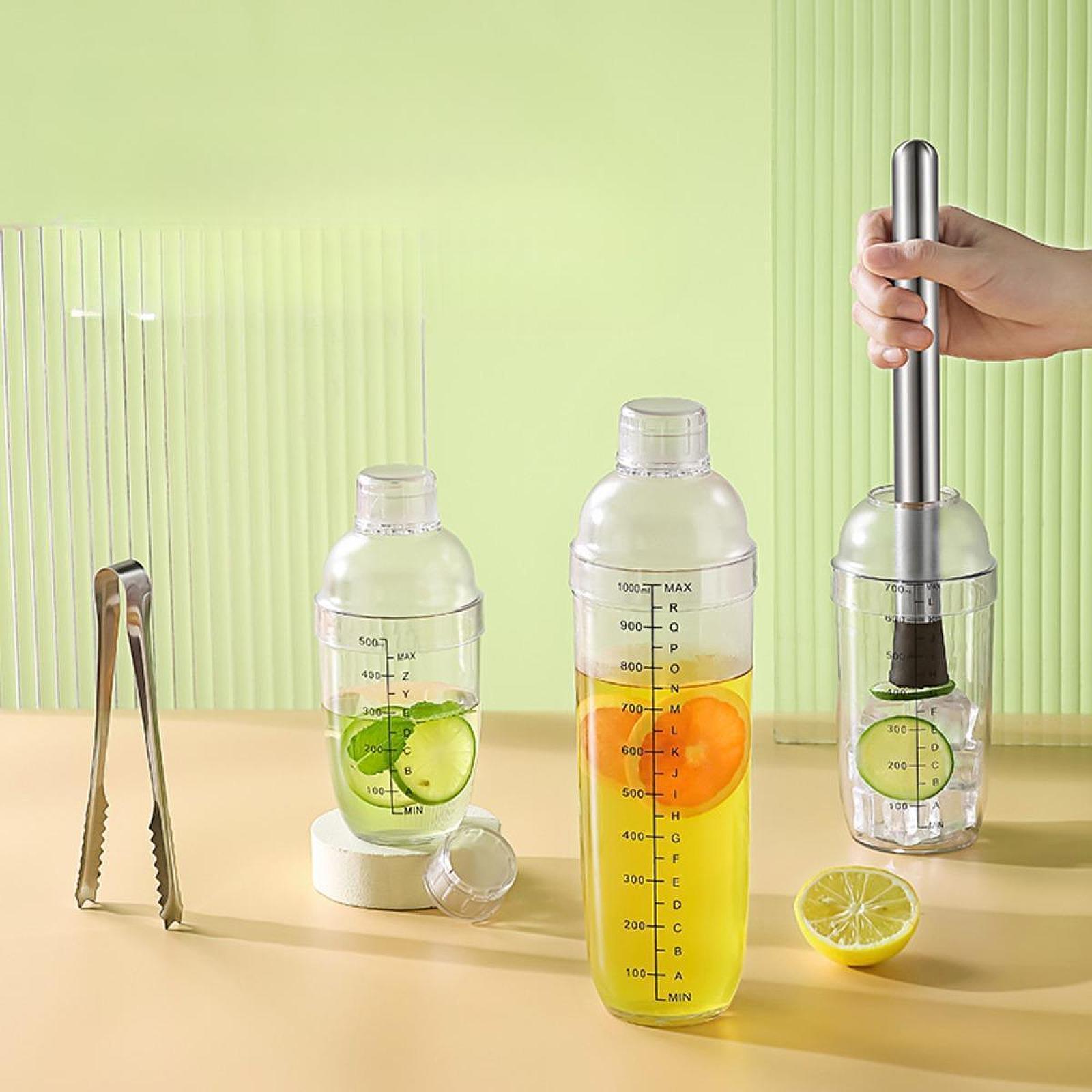 Cocktail Shaker Anti Leakage with Scale Bar Tool for Home Use Milk Smoothie 500ml