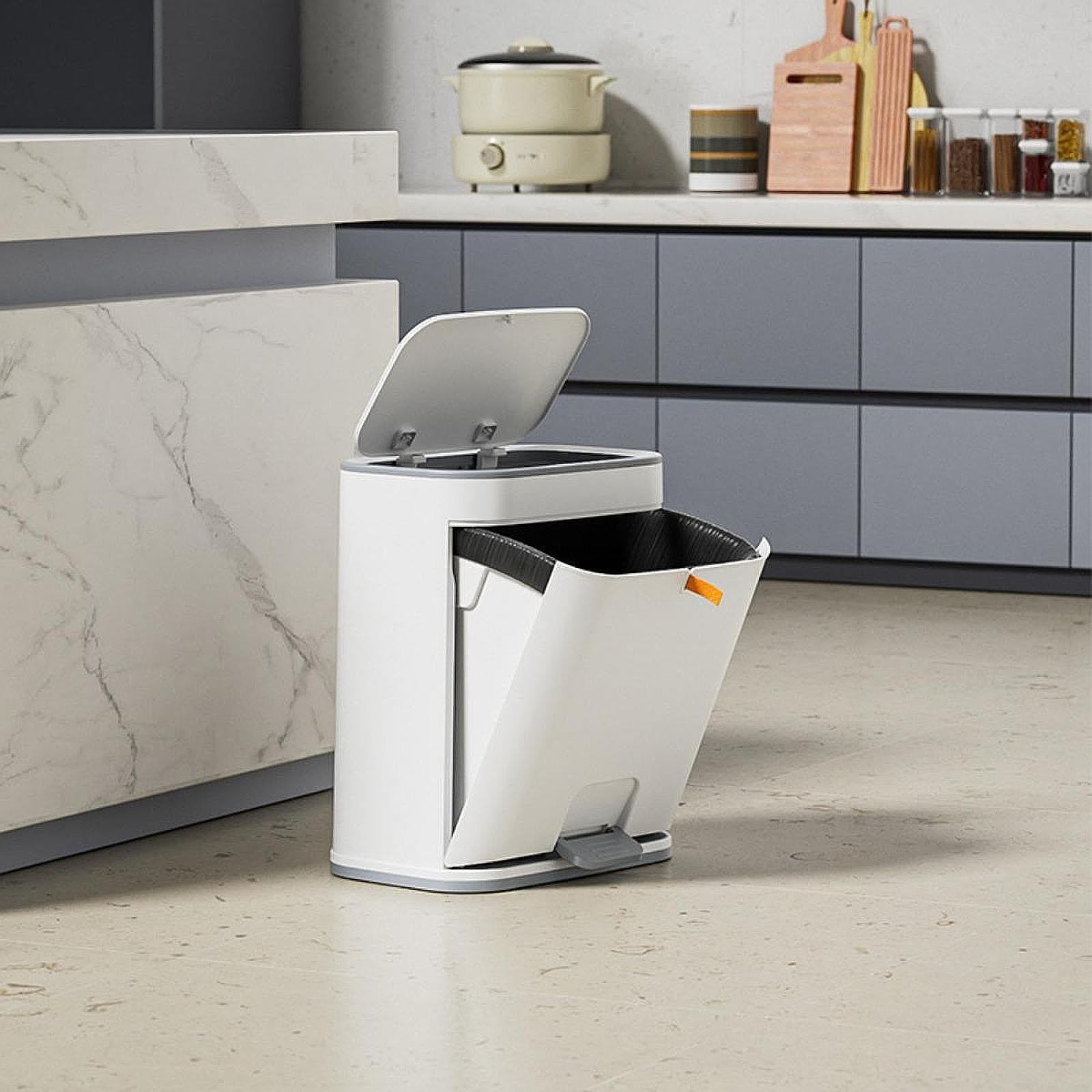 Trash Can with Lid Foot Pedal Rectangle Trash Bin for Dorm Study Room Toilet Gray