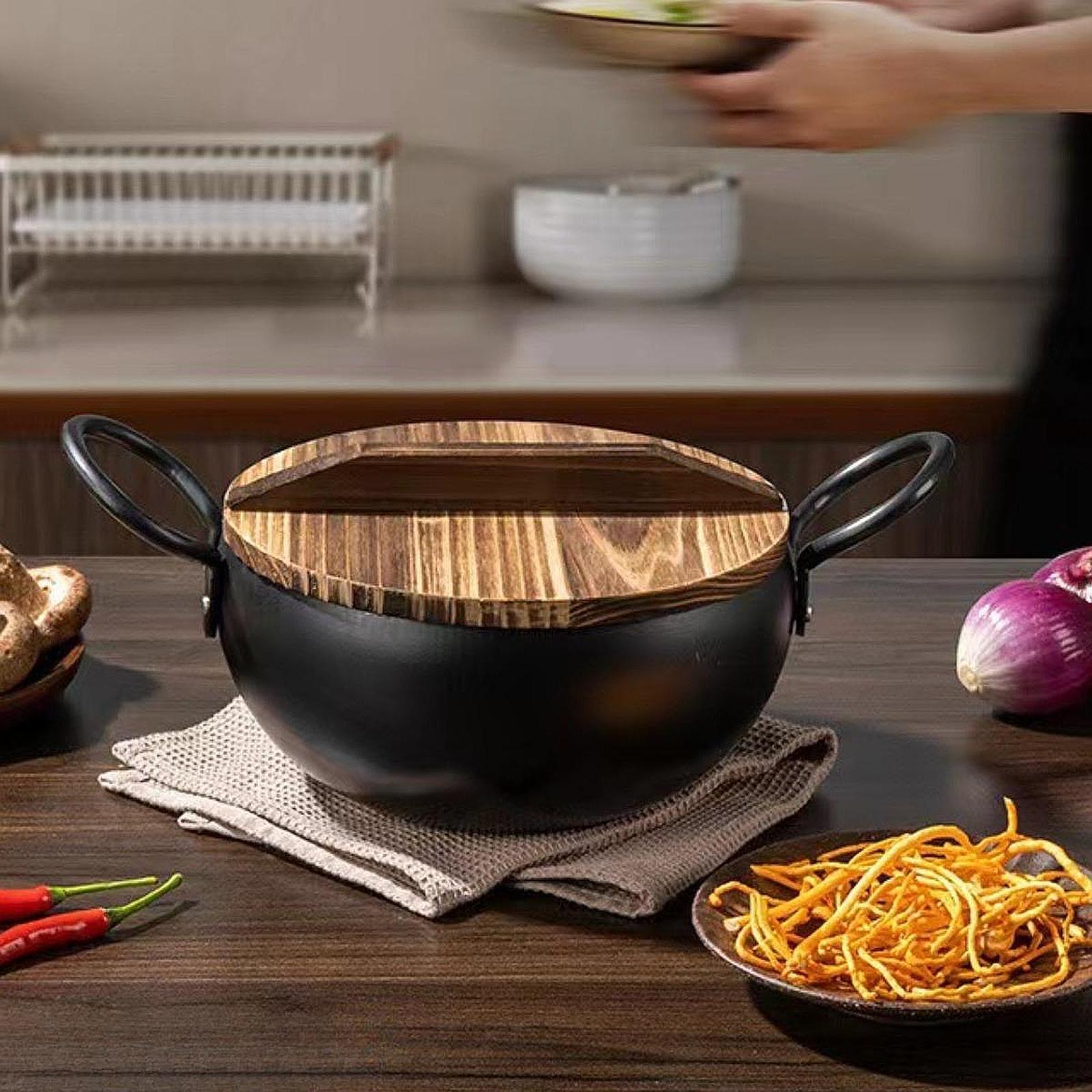 Iron Pot Easy to Clean Modern with Wood Lid for Vegetable Kitchen Stew Mouth Diameter 30cm