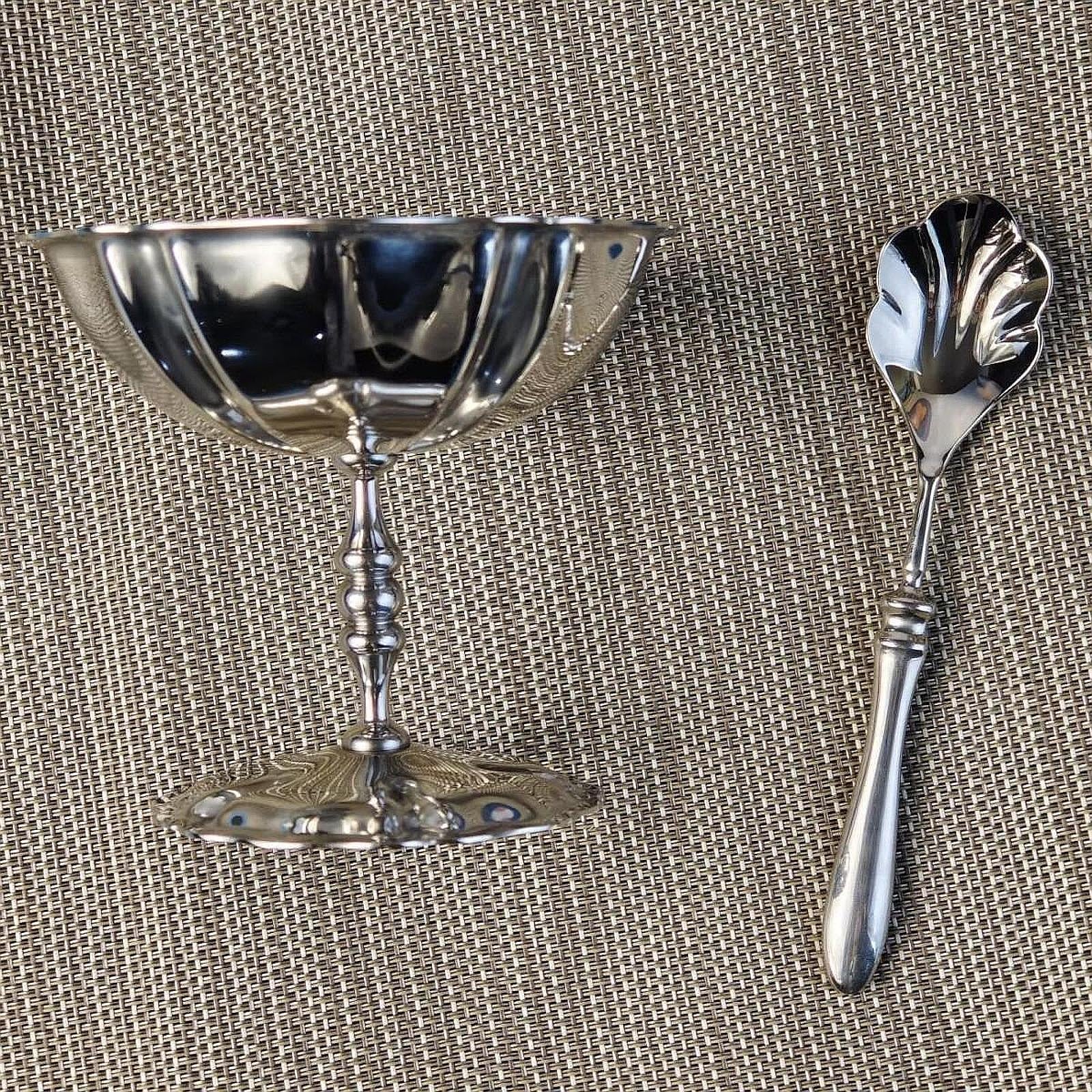 Stainless Steel Ice Cream Cup Dessert Serving Cup for KTV Picnic Graduations Lotus Type