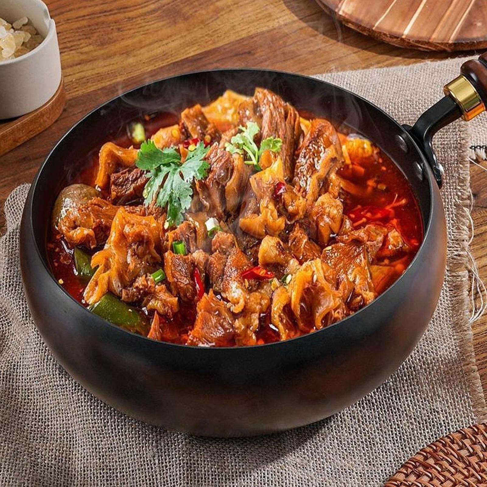 Iron Wok Household No Coating Home with Wood Handle Flat Bottom Stir Fry Pan 28cm