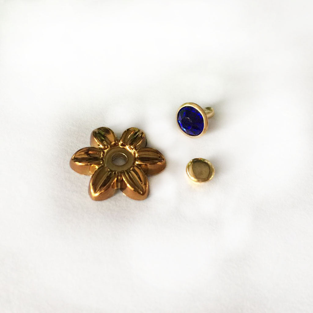 10Pcs Plastic Flower Rivets Studs for Clothes Shoes Bags Decor 19mm Blue