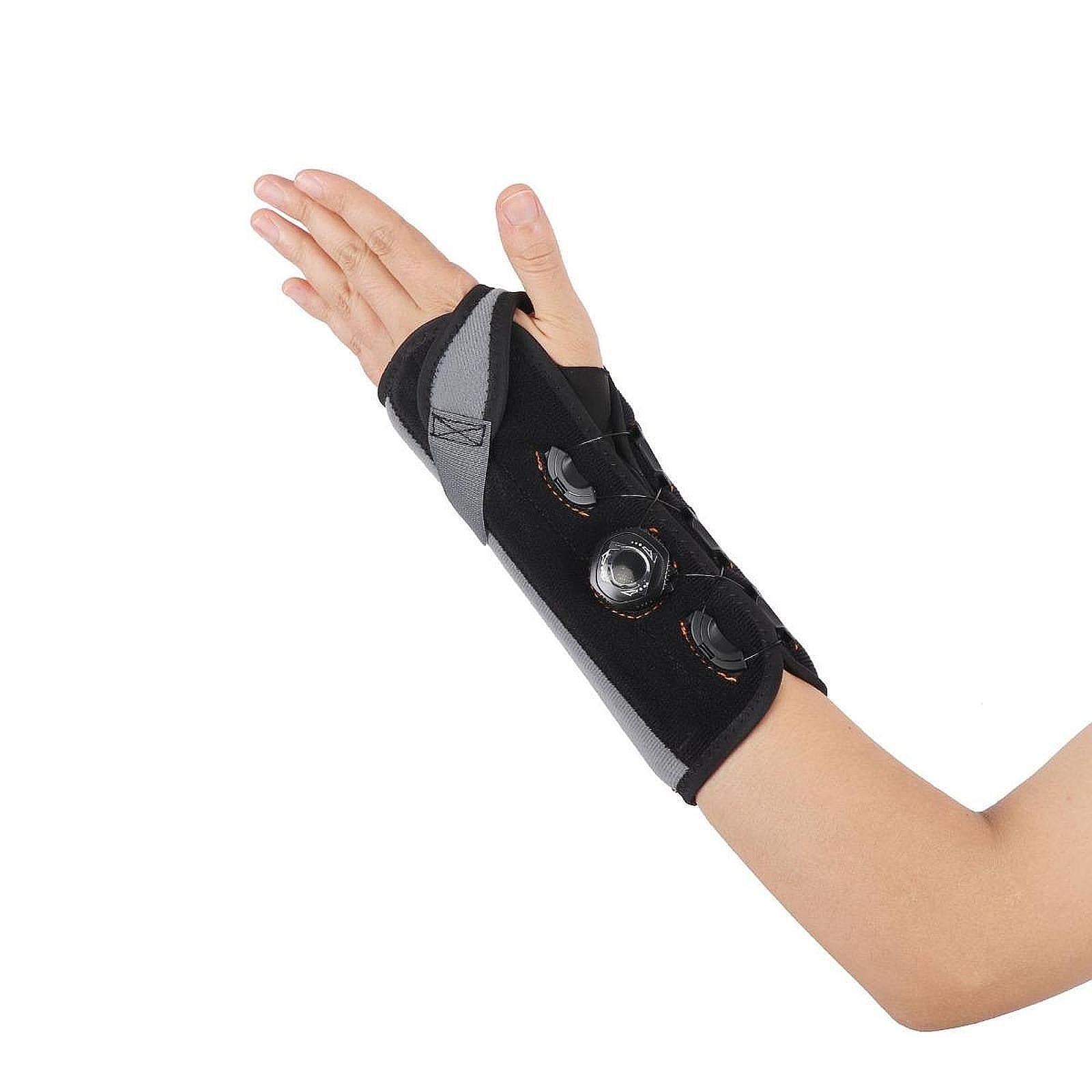 Wrist Brace Protection Gear Adjustable Night Time Men Women Guard Stabilizer Left