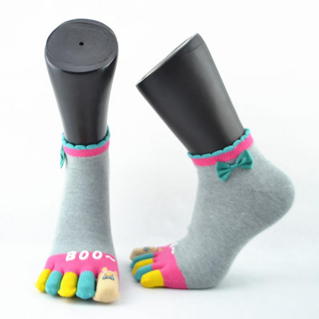 Plastic Foot Model Mannequin for Socks Shoes Anklet Display White-Left