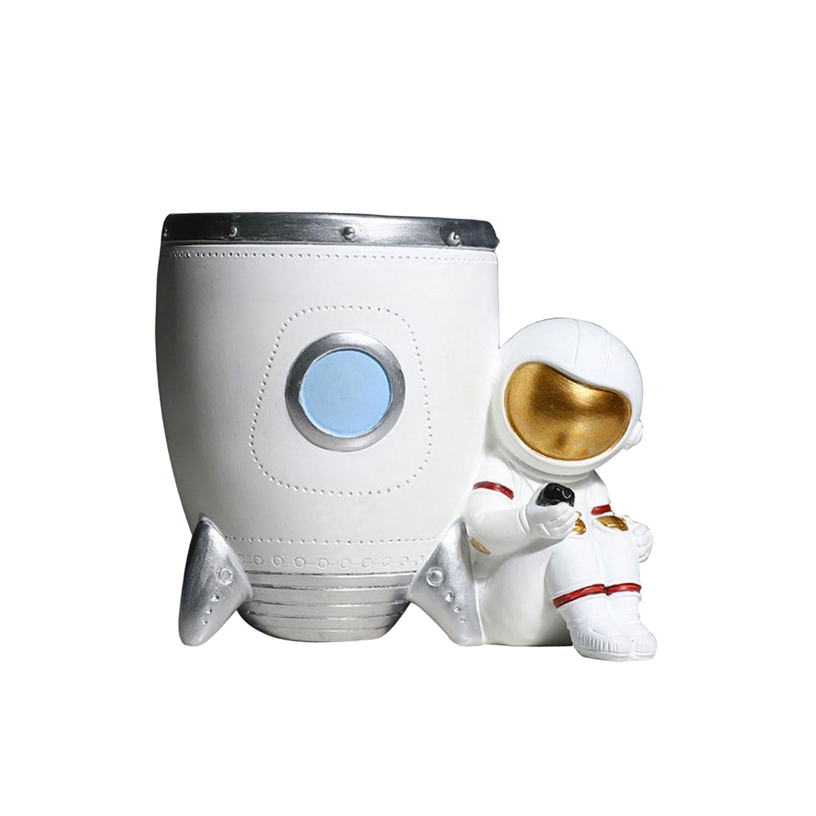 Nordic Astronaut Pen Pencil Holder Pen Cup Durable Resin for Home Office white