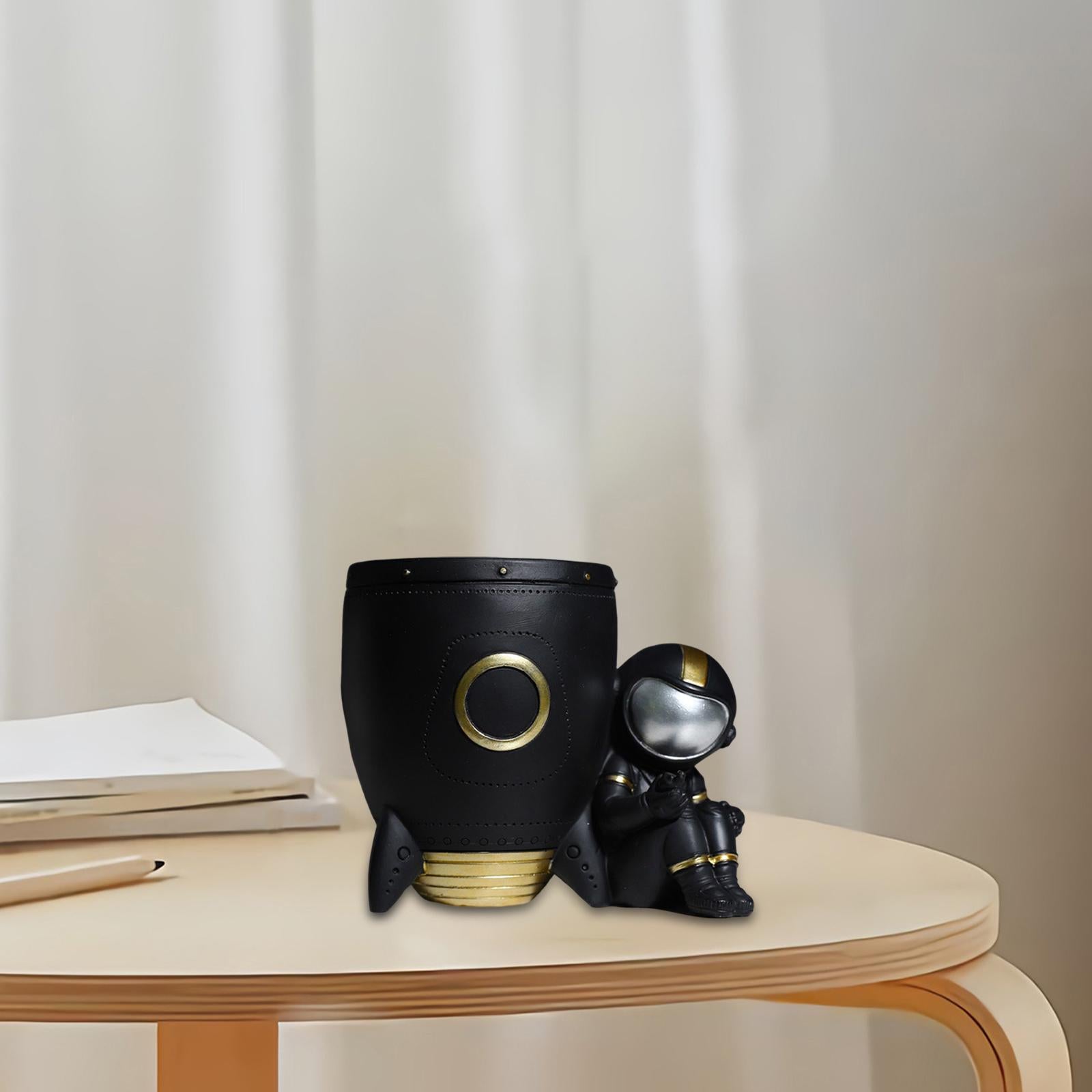 Nordic Astronaut Pen Pencil Holder Pen Cup Durable Resin for Home Office black