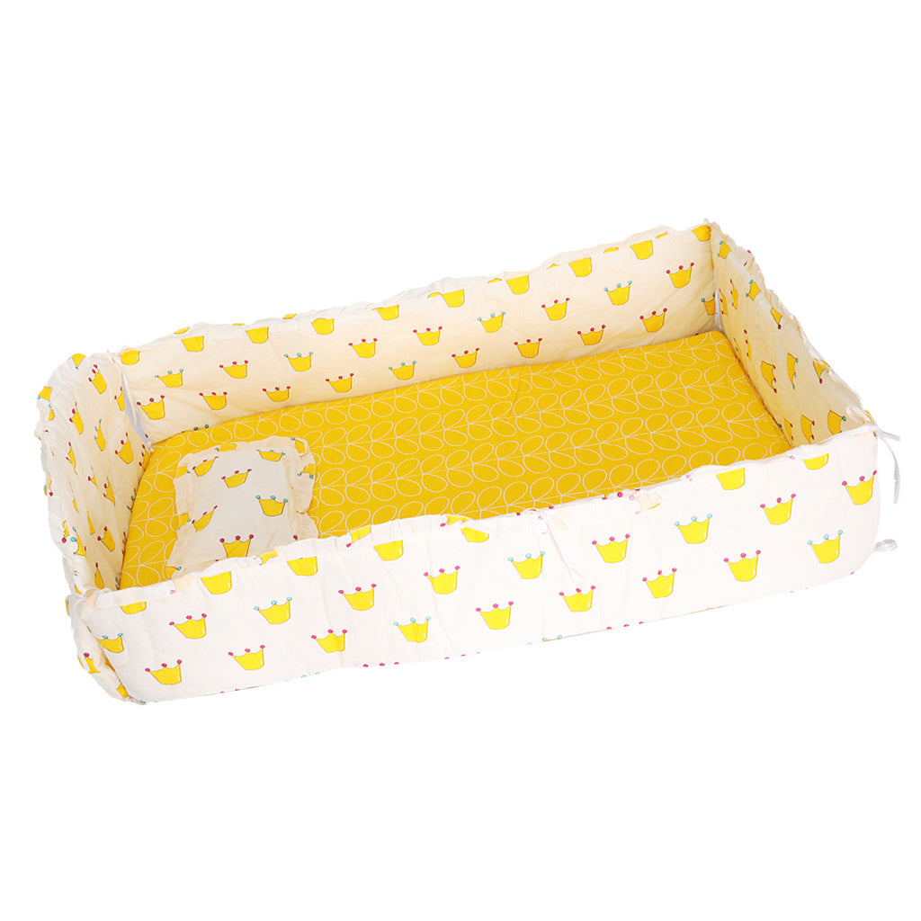 Crib Bedding Set Comforter Bed Surround Mattress 120x65cm Crown