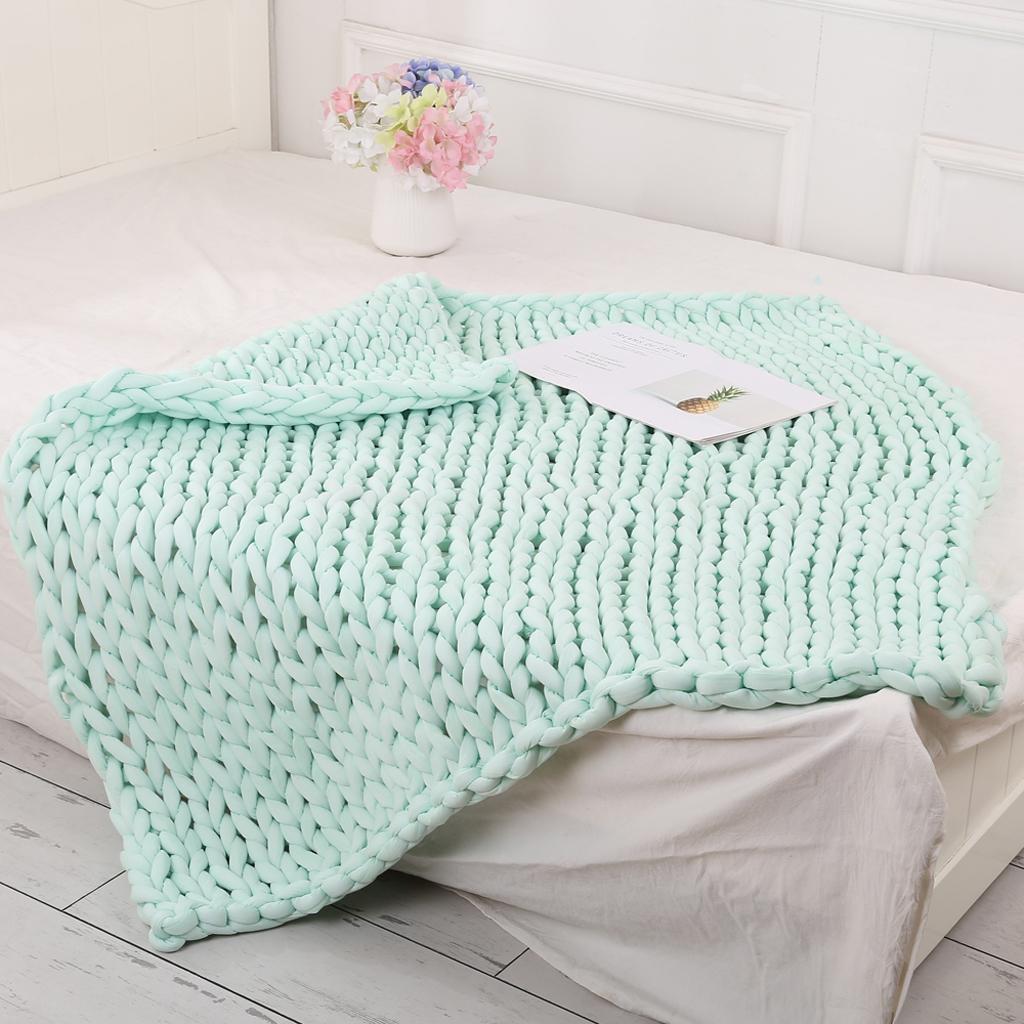 Handmade Knitted Blanket Yarn Bulky Knitting Blanket 120 x 100cm - Light Green
