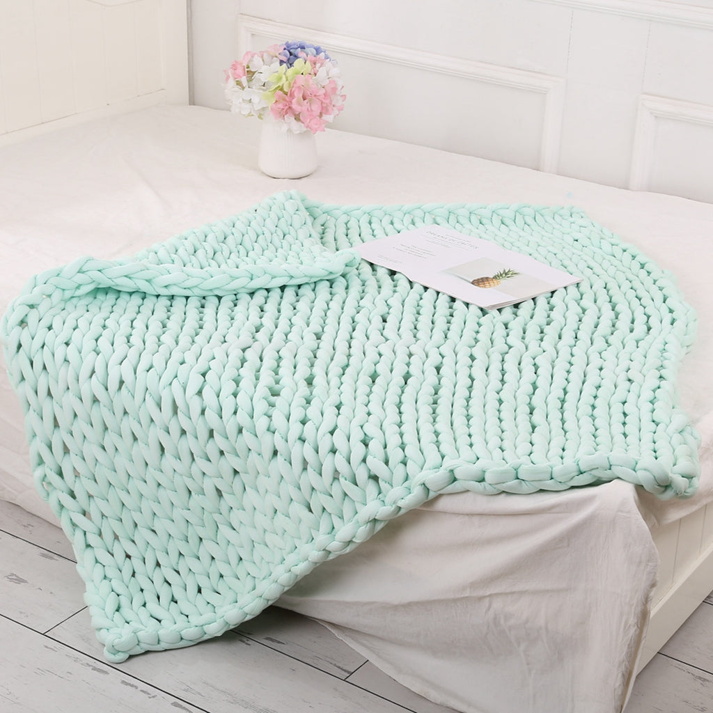 Handmade Knitted Blanket Yarn Bulky Knitting Blanket 100 x 80cm - Light Green