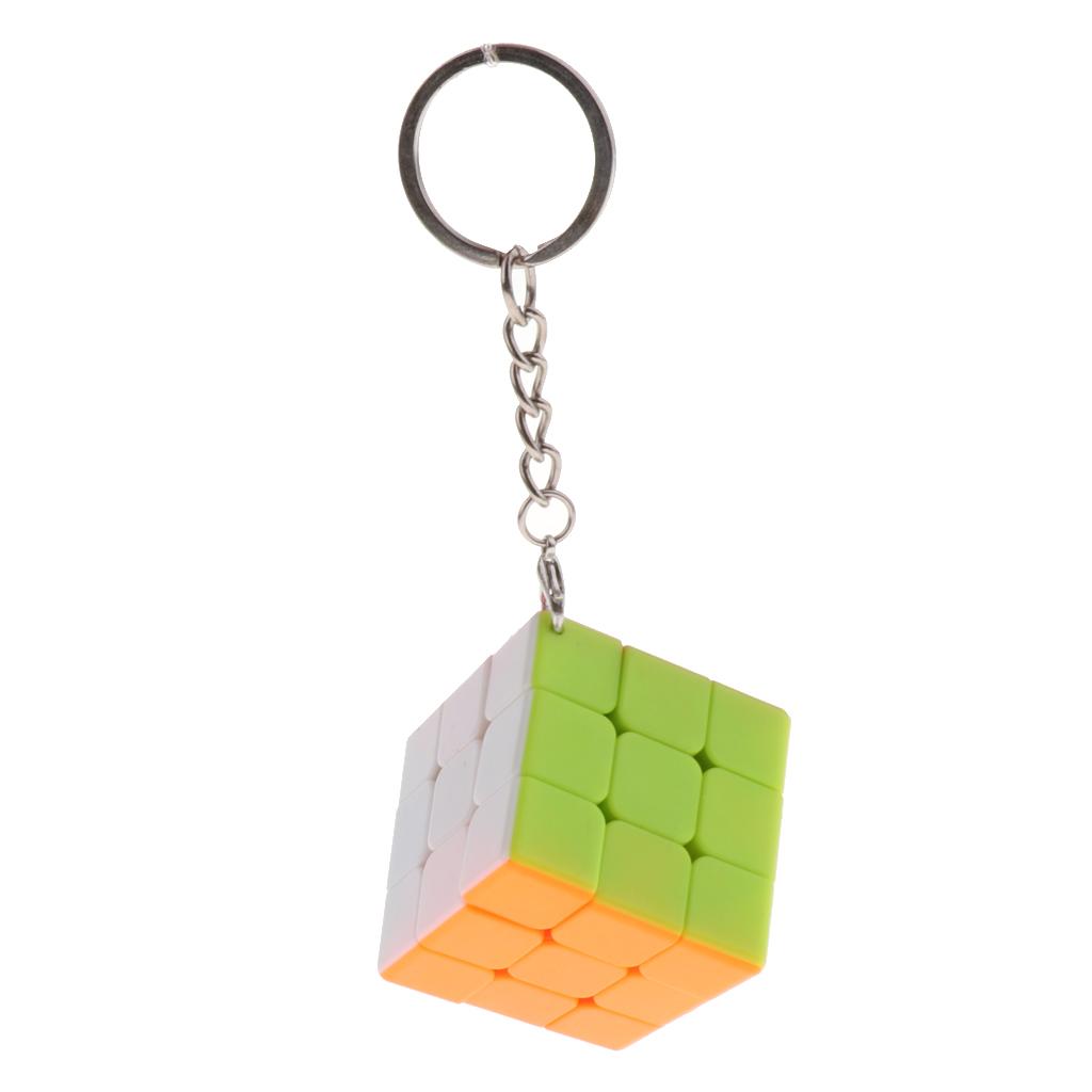 Mini 3x3x3 Magic Cube Speed Twist Cube Keychain Intelligence Toy Gift