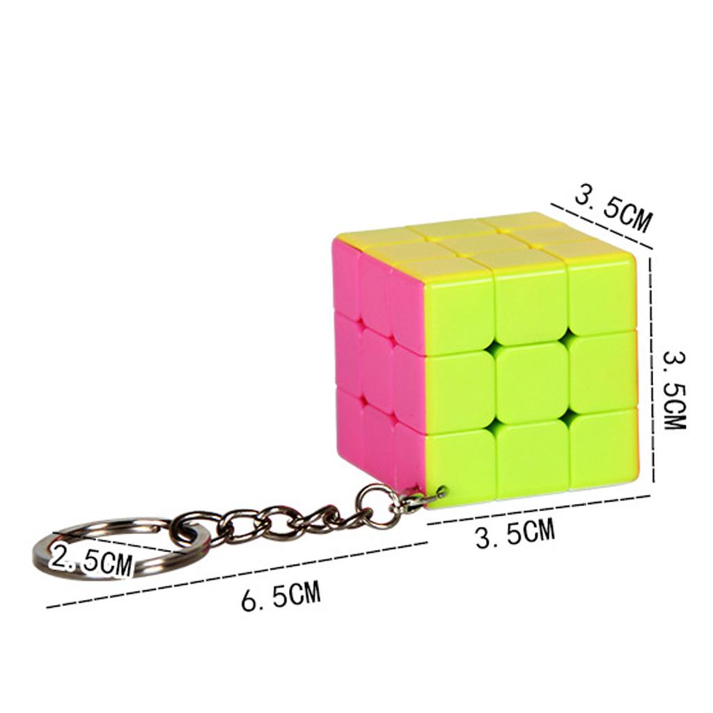 Mini 3x3x3 Magic Cube Speed Twist Cube Keychain Intelligence Toy Gift