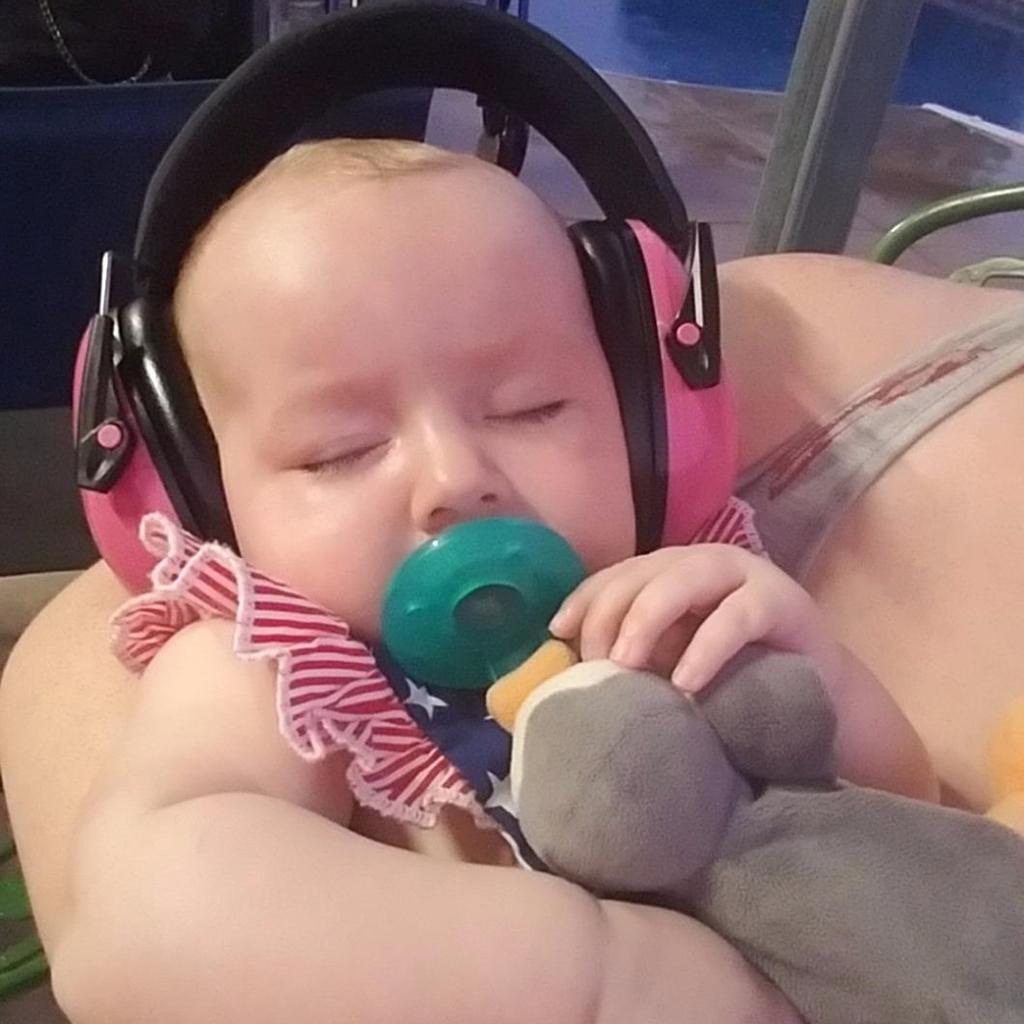 Adjustable Baby Children Ear Defenders Earmuffs Hearing Protection Rose Red