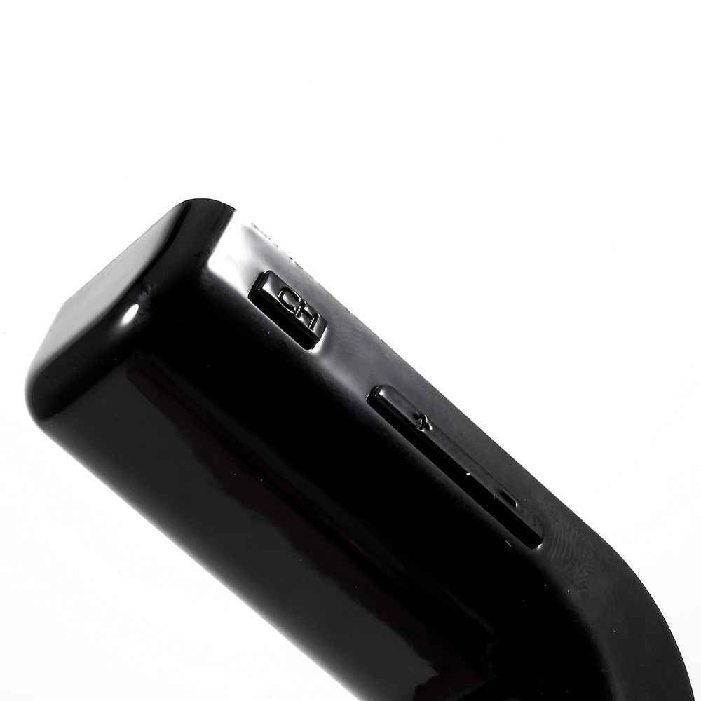 C7 Bluetooth-compatible Car Kit Hands-free FM Transmitter MP3 Player & USB Car Charger