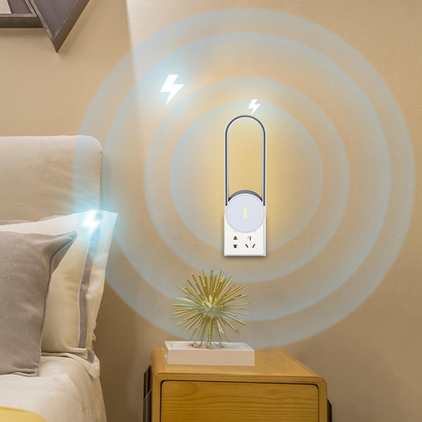 Ultrasonic Dust Mite Controller Safe to Humans and Pets 60-80 dB Black