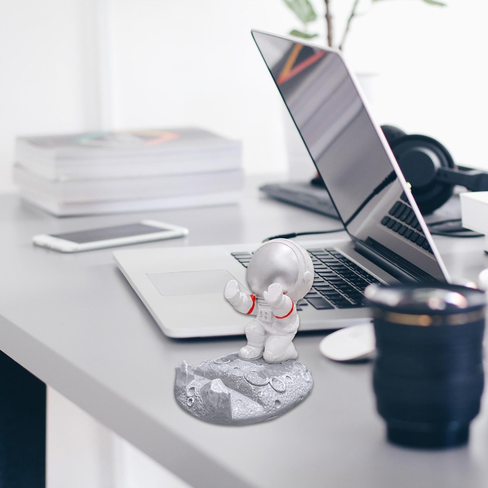 Universal Mobile Phone Holder Smartphone Resin Statue Decoration silver