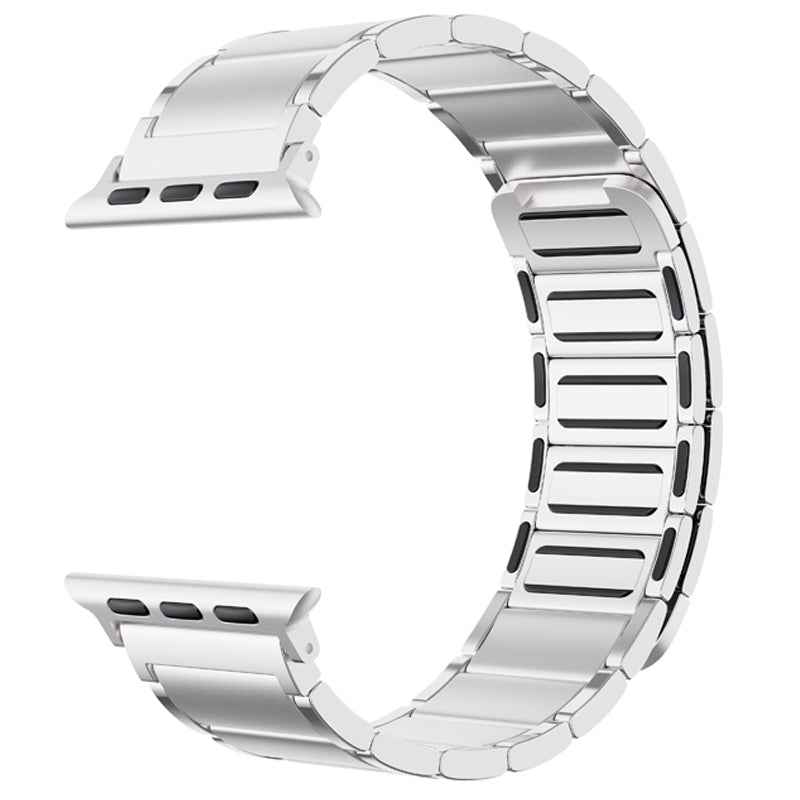 Magnetic Lock Adjustable Metal Watch Strap Watchband Replacement for Apple Watch Series 8 41mm / Series 7 41mm / 6 / 5 / 4 / SE / SE(2022) 40mm / 3 / 2 / 1 38mm - Silver