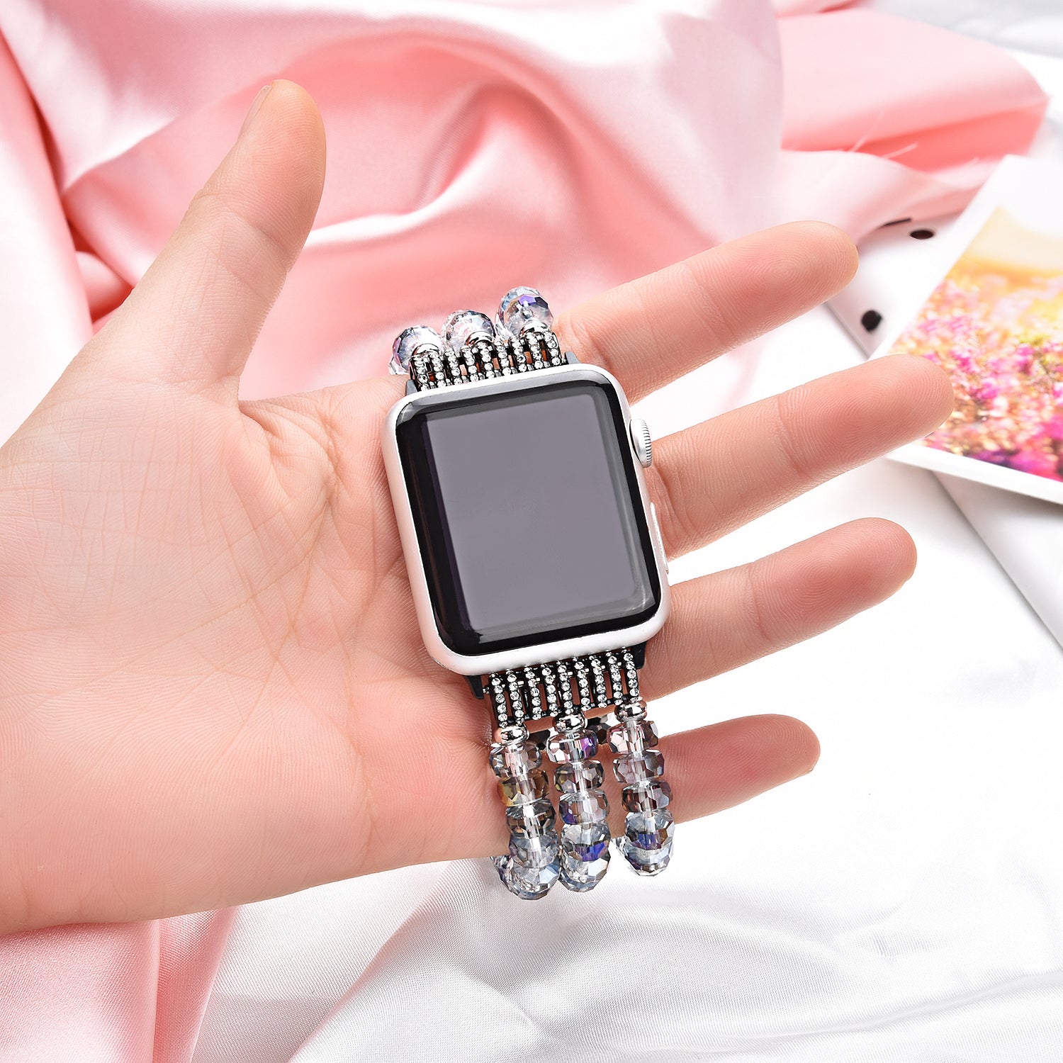 Exquisite Crystal Pearls Bracelet Watch Band for Apple Watch Ultra 49mm / Series 8 45mm / 7 45mm / SE 44mm / SE (2022) 44mm / Series 6 / 5 / 4 44mm / Series 3 / 2 / 1 42mm - Crystal Grey - UNIQBUY