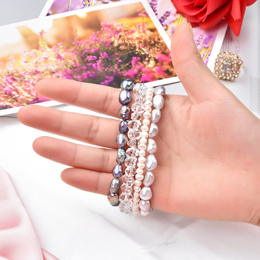 Exquisite Crystal Pearls Bracelet Watch Band for Apple Watch Ultra 49mm / Series 8 45mm / 7 45mm / SE 44mm / SE (2022) 44mm / Series 6 / 5 / 4 44mm / Series 3 / 2 / 1 42mm - Pearl / White Crystal - UNIQBUY