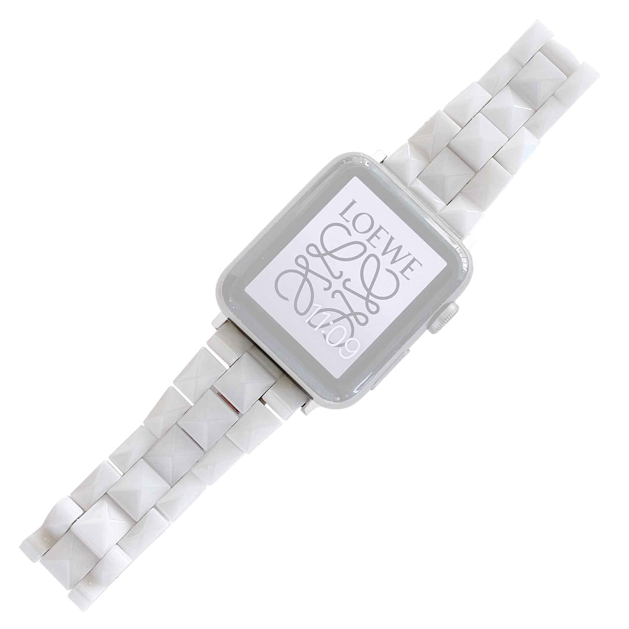Rhombus Grid Design Ceramic Watch Band Strap for Apple Watch Ultra 49mm / Series 8 45mm / 7 45mm / SE 44mm / SE (2022) 44mm / Series 6 / 5 / 4 44mm / Series 3 / 2 / 1 42mm - White