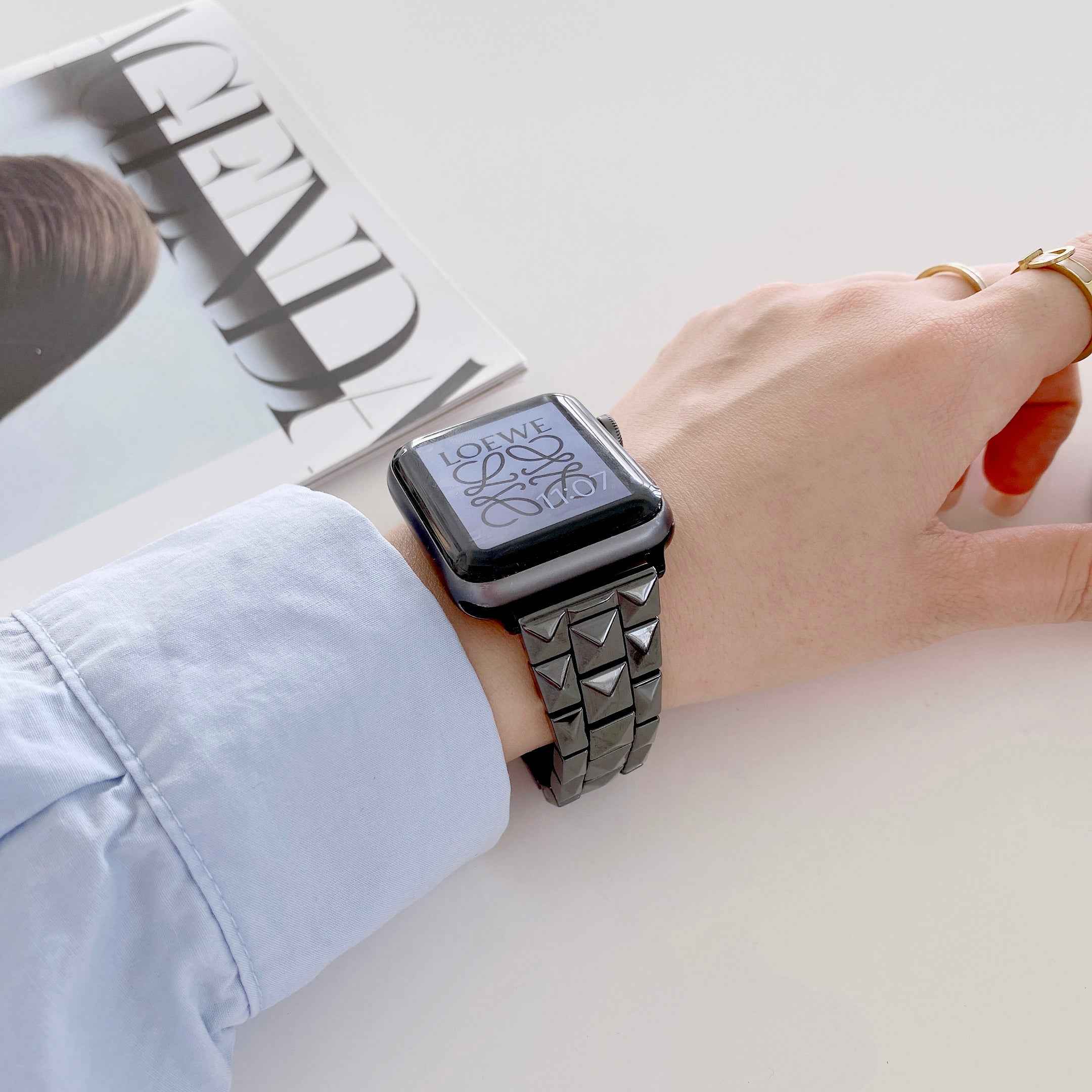 Rhombus Grid Design Ceramic Watch Strap Wrist Band Replacement for Apple Watch Series 8 41mm / Series 7 41mm / SE / SE(2022) / Series 6 / 5 / 4 40mm / Series 3 / 2 / 1 38mm - Black