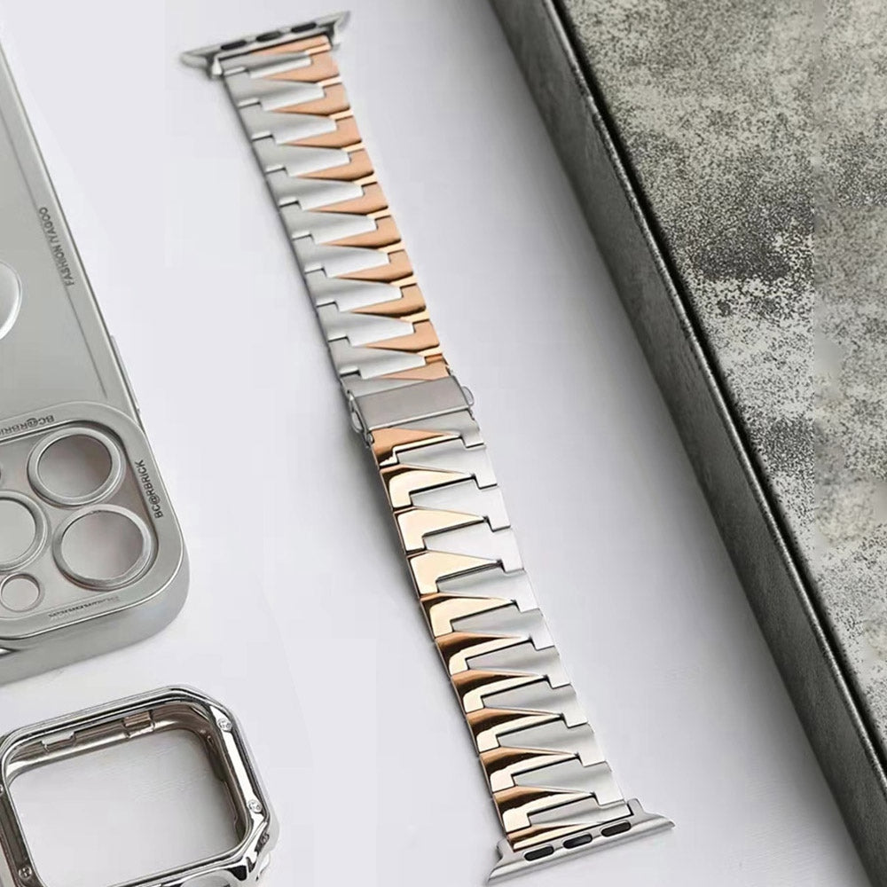 For Apple Watch Ultra 49mm / Series 8 45mm / 7 45mm / 4 / 5 / 6 / SE 44mm / SE (2022) 44mm / Series 1 / 2 / 3 42mm Frosted Stainless Steel Smartwatch Strap Replacement Wrist Band - Silver / Rose Gold - UNIQBUY