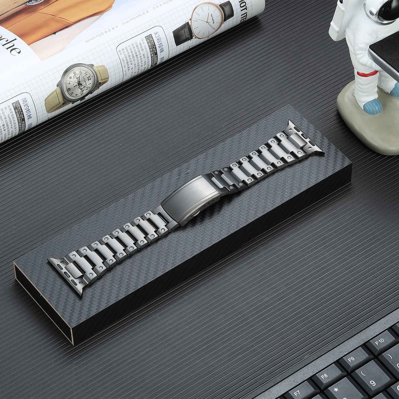 For Apple Watch Series 8 / 7 41mm / 6 / 5 / 4 / SE / SE (2022) 40mm / 3 / 2 / 1 38mm Replacement Wrist Band Titanium Steel Watch Strap - Grey