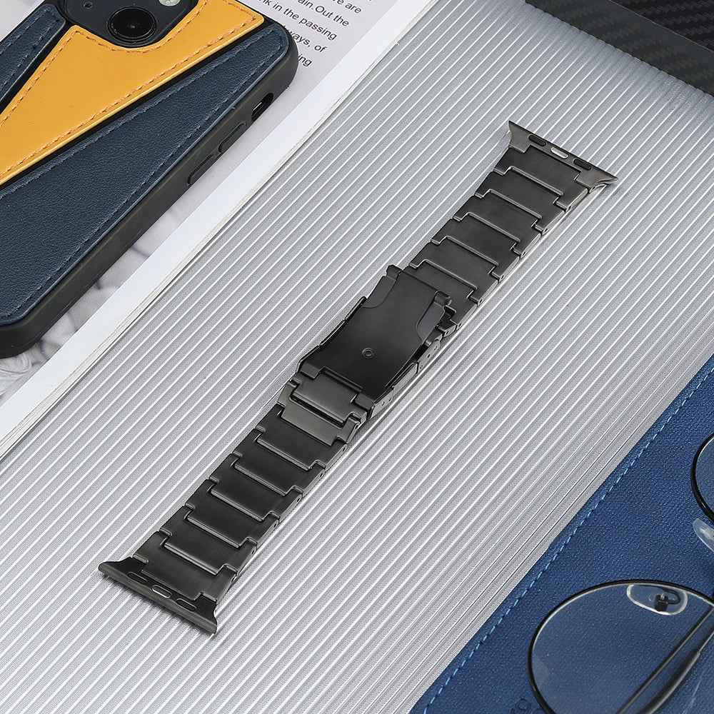 For Apple Watch Series 8 / 7 41mm / 6 / 5 / 4 / SE / SE (2022) 40mm / 3 / 2 / 1 38mm Watch Band Titanium Steel Watch Strap - Grey