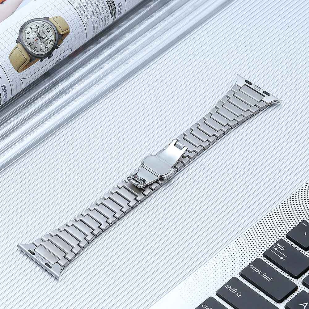 For Apple Watch Series 8 / 7 41mm / 6 5 4 SE (2022) SE 40mm / 3 2 1 38mm Replacement Watch Band Titanium Steel Strap - Silver