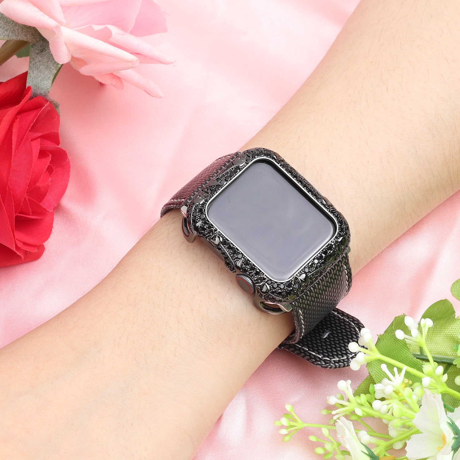 Tulip Zircon Decor Copper Watch Case Protective Cover for Apple Watch SE / SE (2022) 40mm / Series 6 / 5 / 4 40mm - Black - UNIQBUY